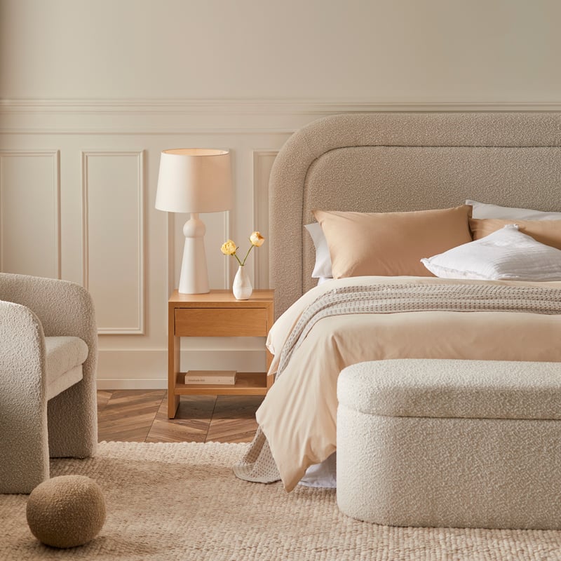 Manhattan White Table Light