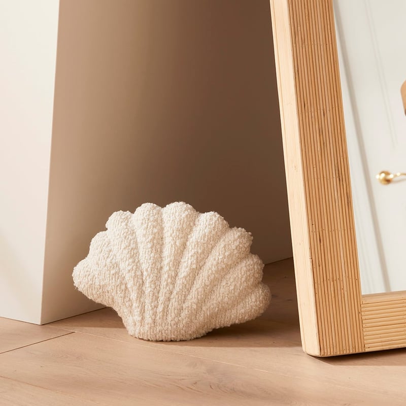 Boucle Shell Snow Door Stop