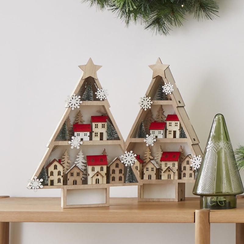 Festive Scene Natural Christmas Fun Tree