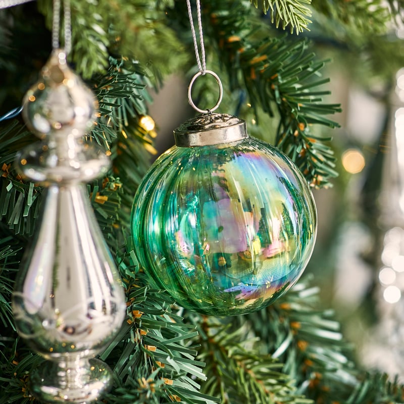 Luxe Optic Green Luster Bauble