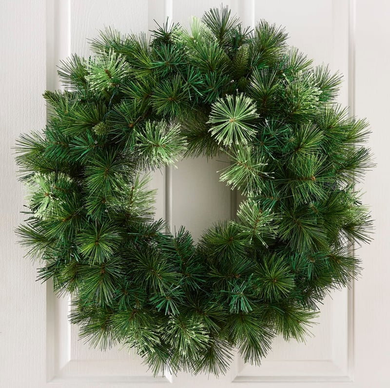 Luxe LED Small Green Wreath