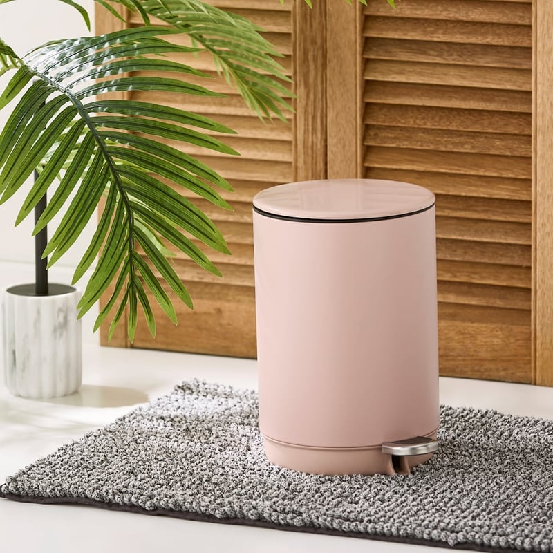 Round Blush Metal Dust Bin 