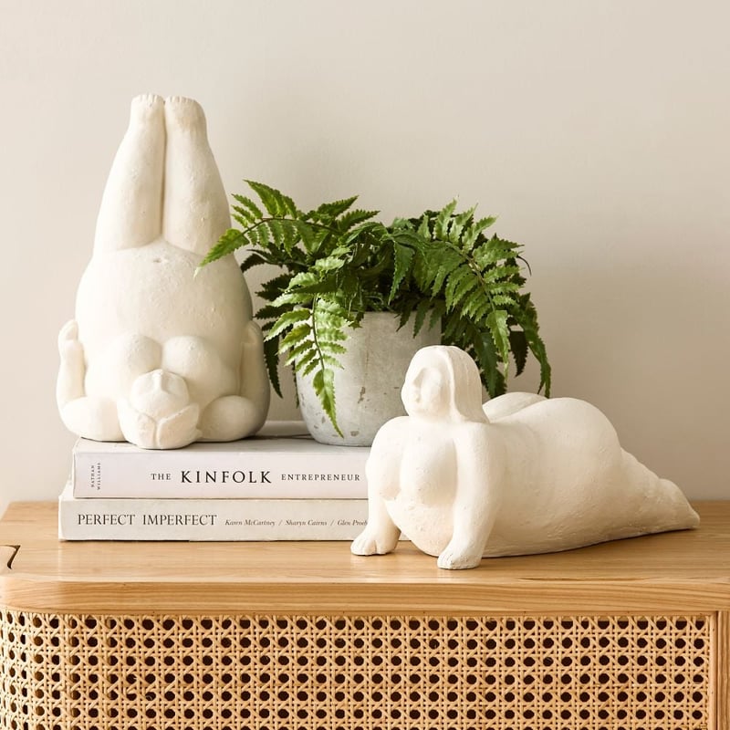 Yoga Romulus White Legs Up Statue