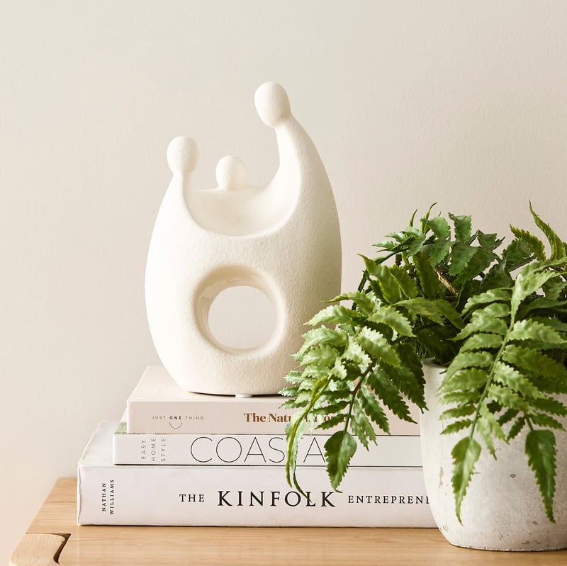 Togetherness Facing Heads White Statue