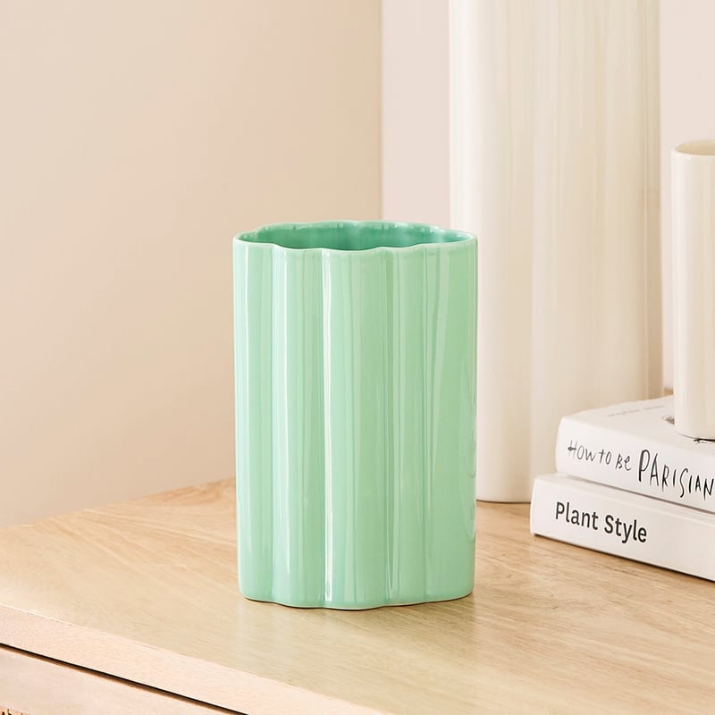 Cumulus Eucalyptus Vase