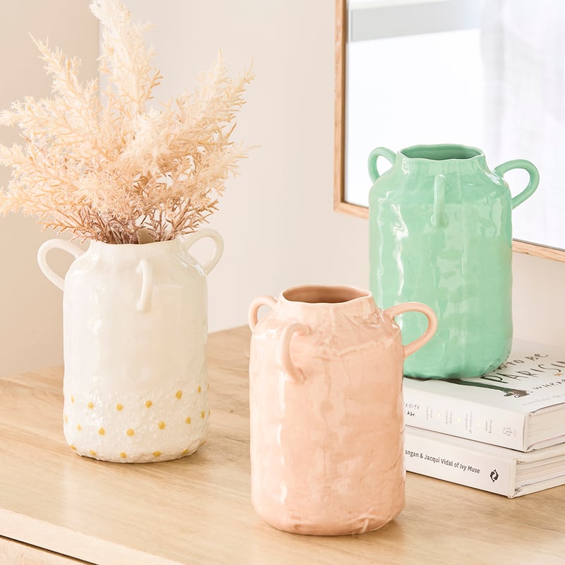 Bud Daisy Vase