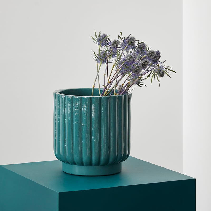 Ribbed Curved Teal Pot