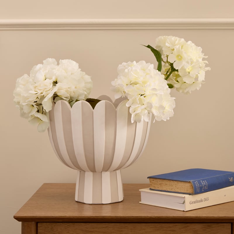 Petal Off White & Beige Pedestal Pot