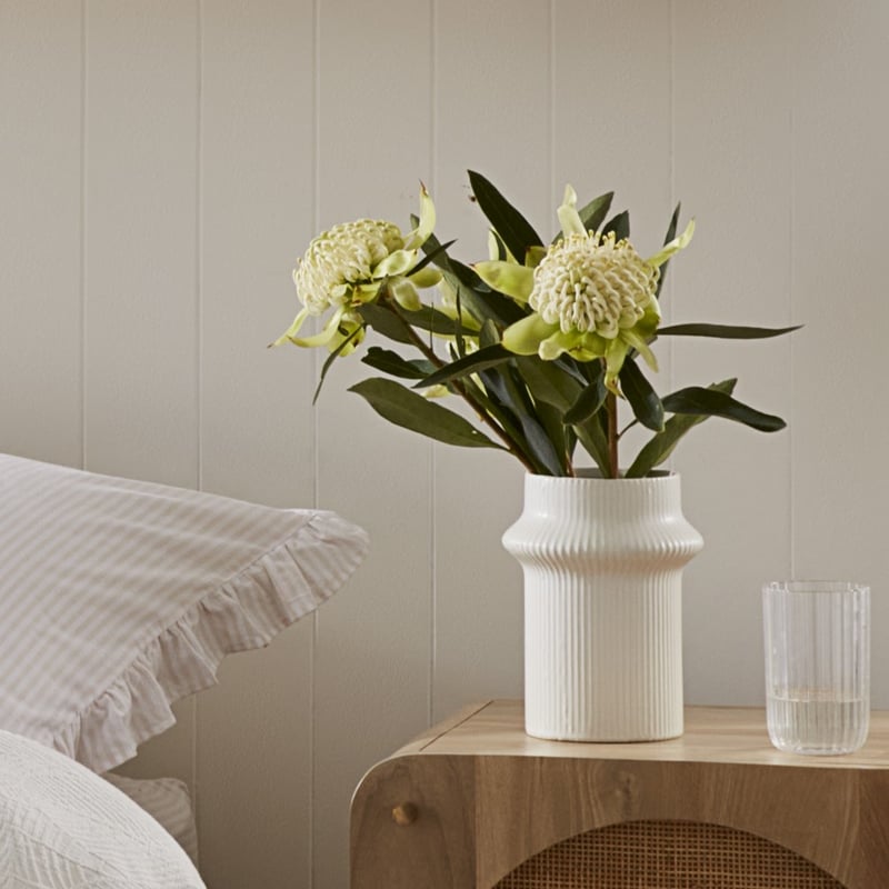 Citron White Ring Vase