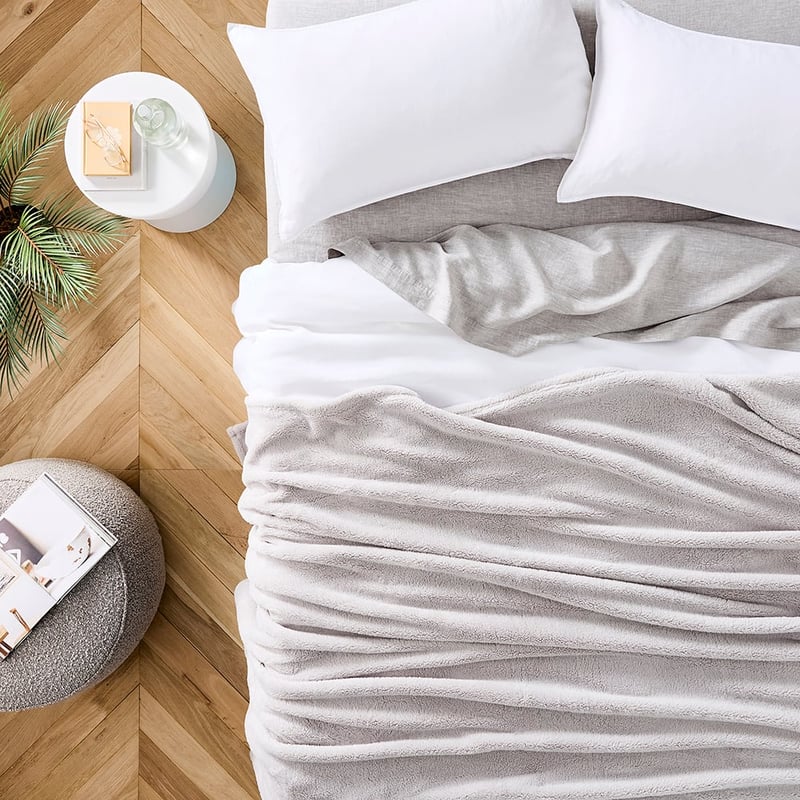 Kyrie Light Grey Fleece Blanket