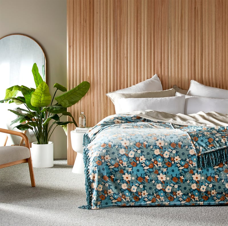 Supersoft Stormy Floral Blanket