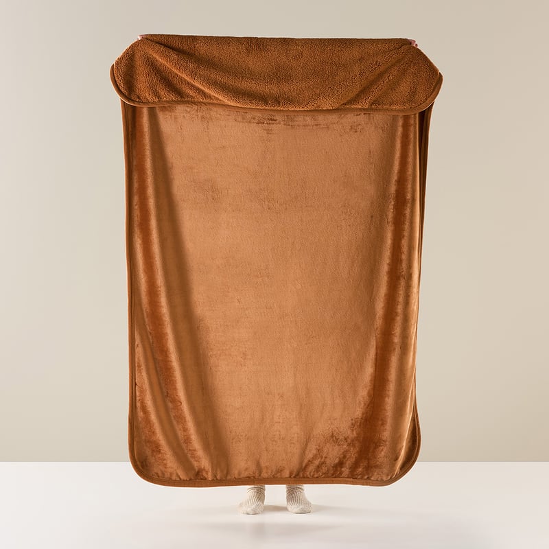 Sherpa Brown Sugar Throw