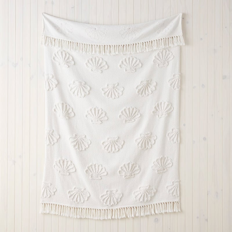 Shell White Tufted Throw