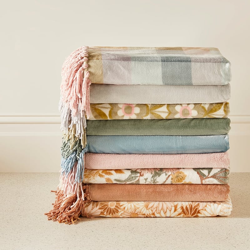 Supersoft Nina Floral Print Blanket