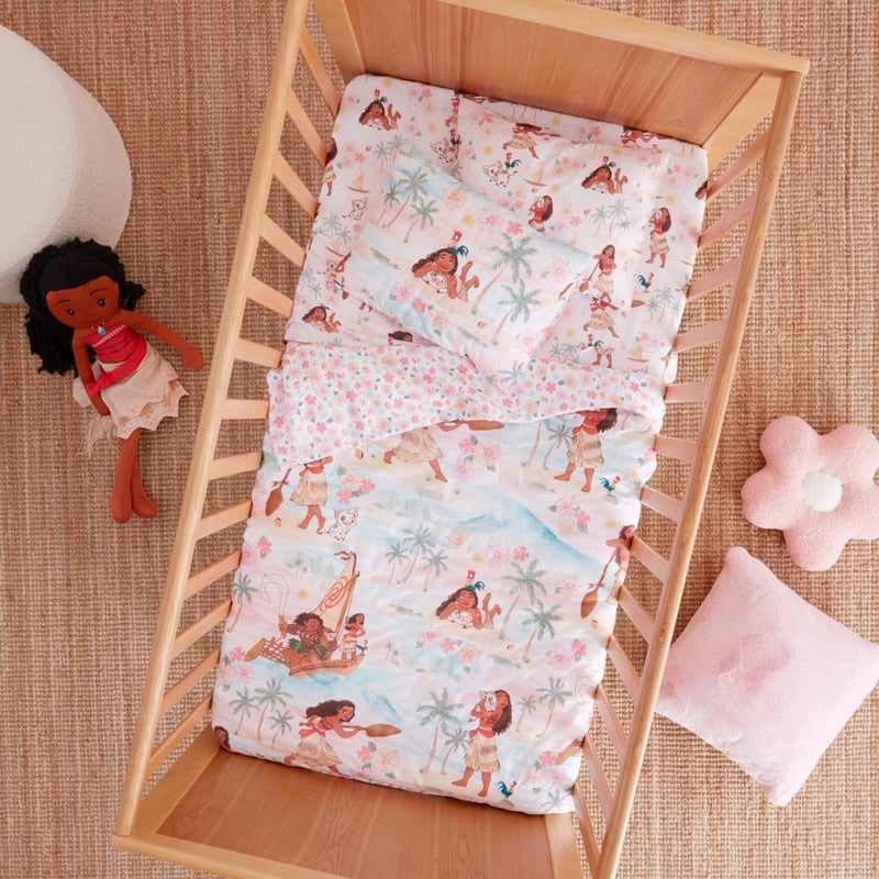 Disney Moana Loves The Sea Sunset Quilted Cot Quilt Cover Set