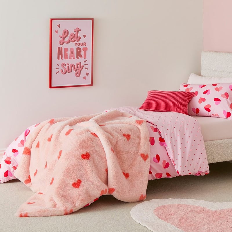 Faux Love Heart Rabbit Fur Throw