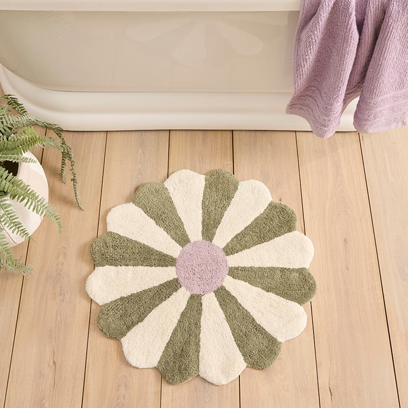 Daisy Circle Moss & Natural Bath Mat