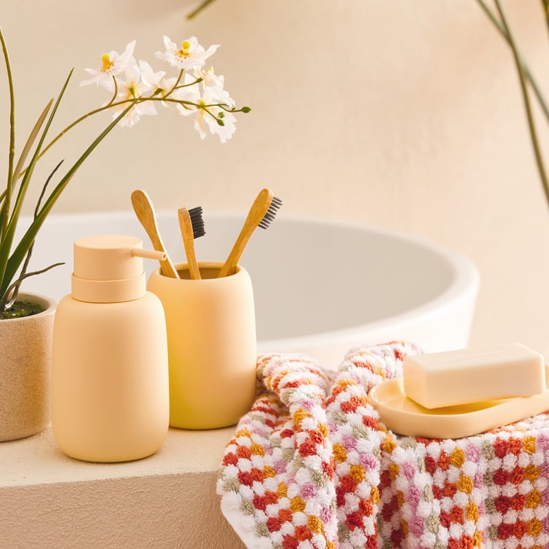 Felix Corn Bathroom Accessories