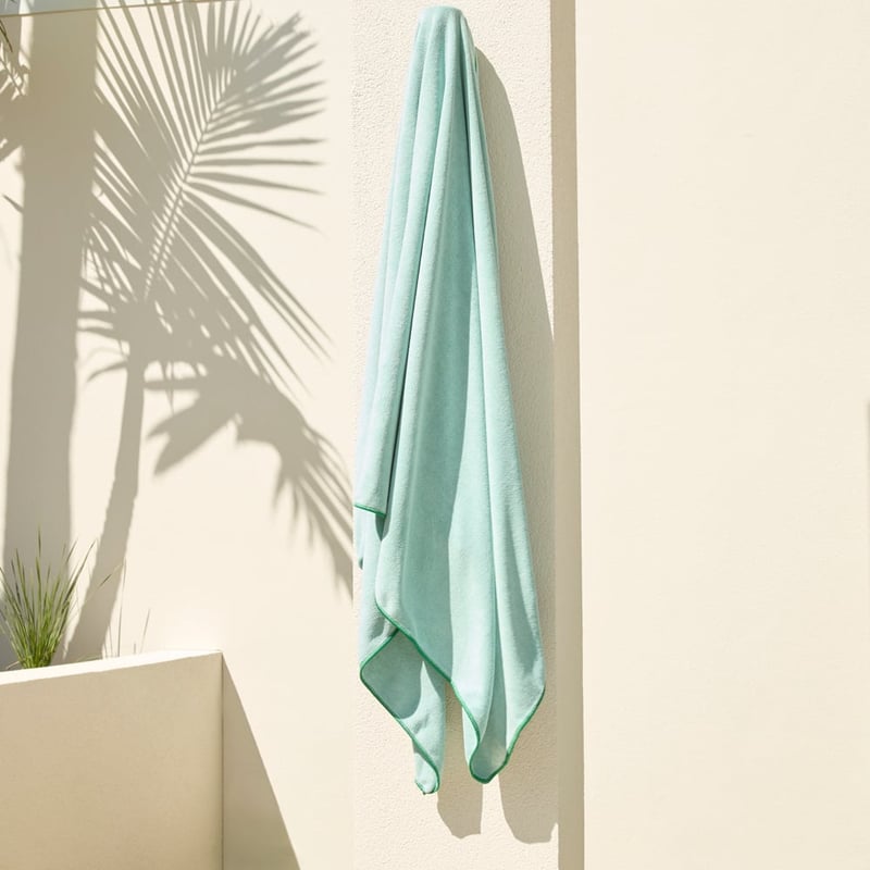 Soft Green Quick Dry Microfibre Beach Towel