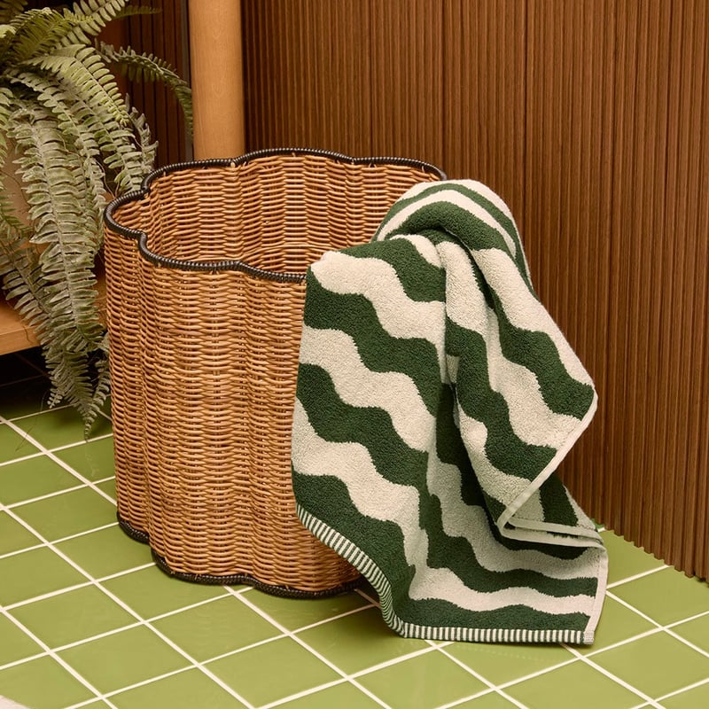 Wave Spinach Towel Range