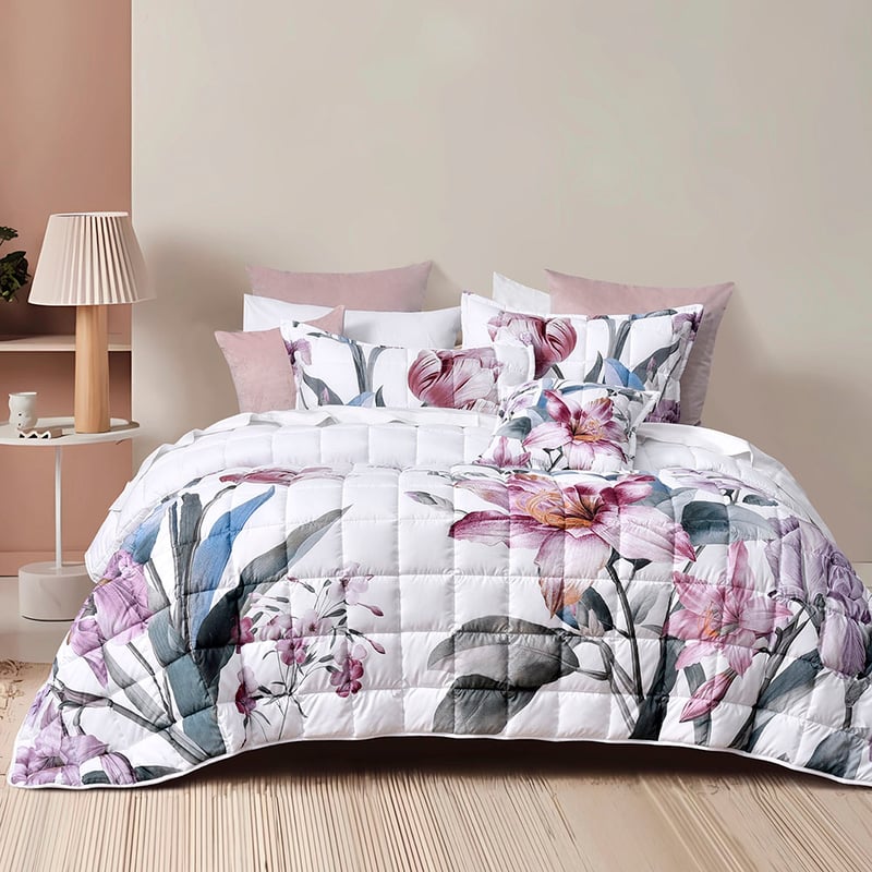 Carmela White Bedspread Set Separates