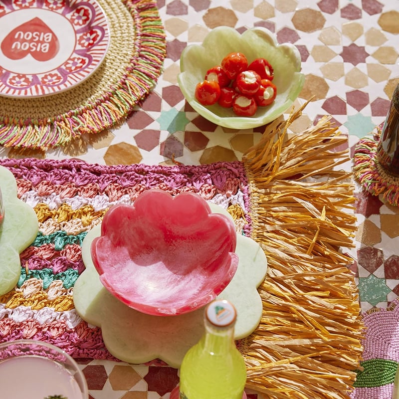 Calypso Matte Green Scalloped Resin Board