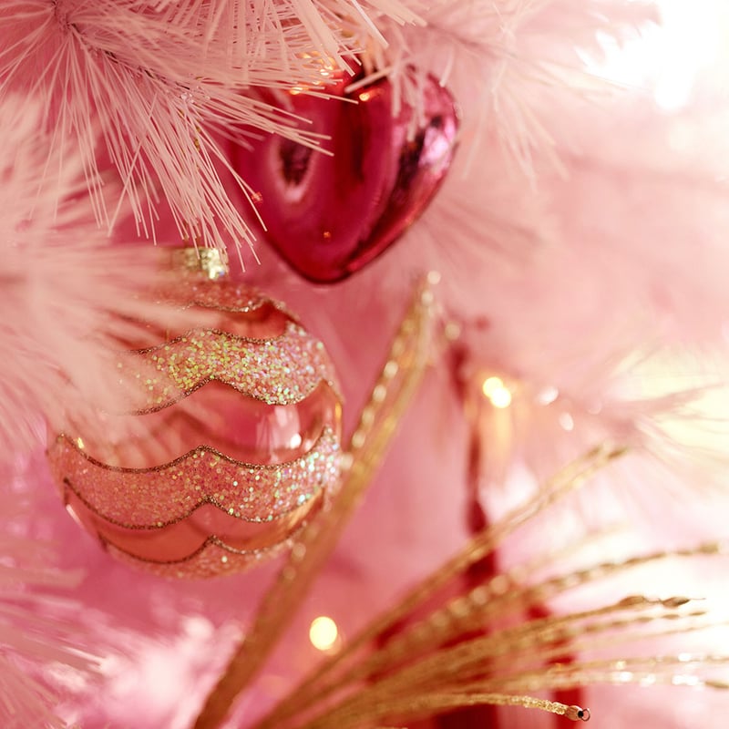 Scallop Pink Bauble