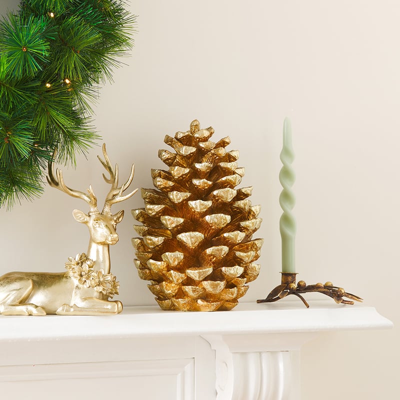 Festive Gold Pine Cone