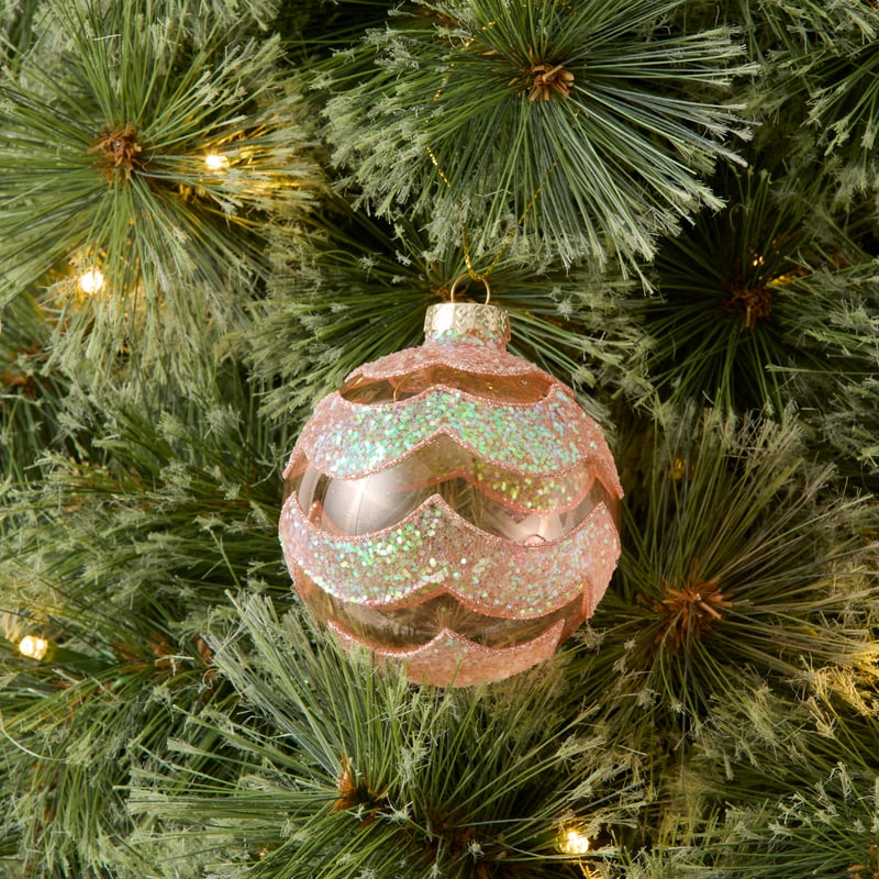 Scallop Pink Bauble