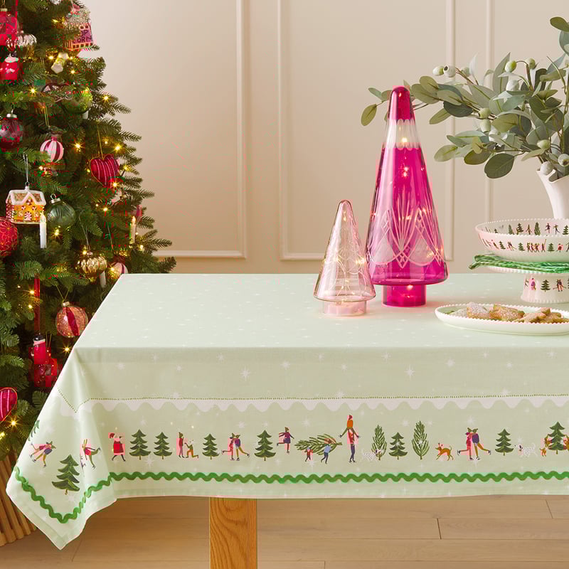 Christmas Merry & Bright Tablecloth
