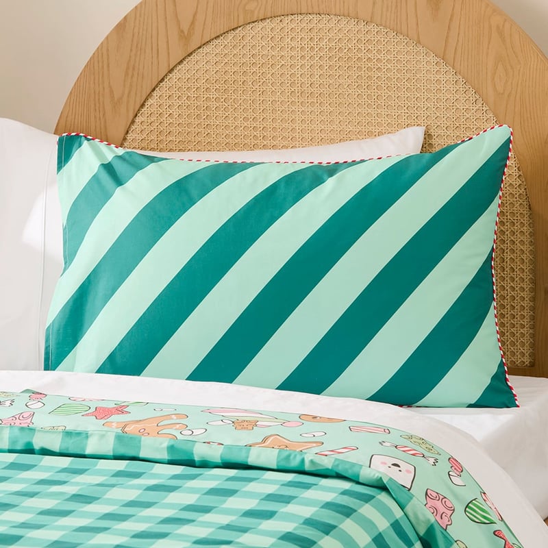 Christmas Santa Wreath Text Pillowcase