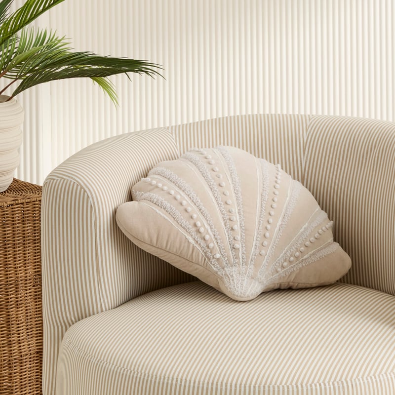 Shell Natural Velvet Cushion