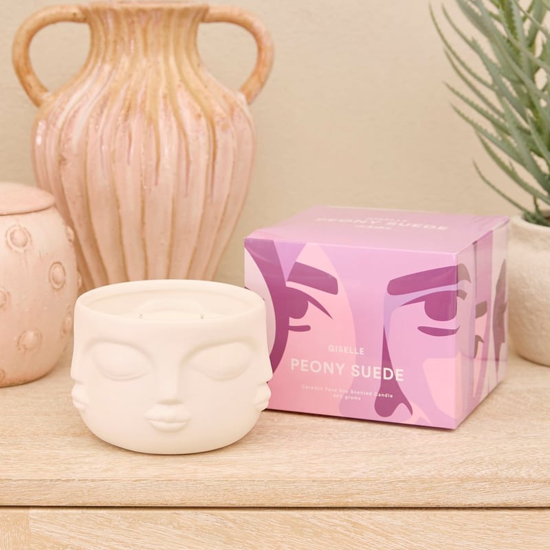 Giselle Peony Suede Candle 460g