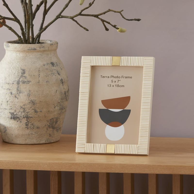 Otis Ivory & Gold Ripple Photo Frame