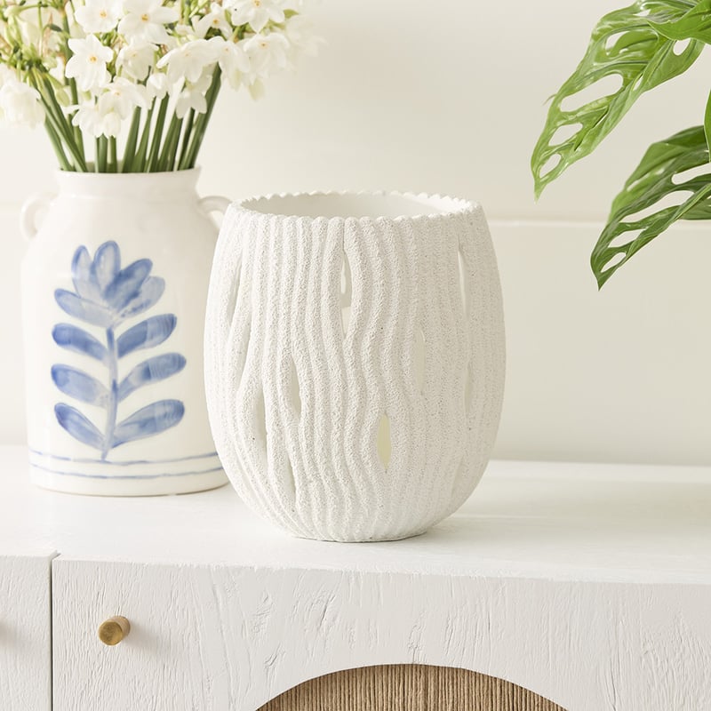 Coastal Ridge Off White Lantern