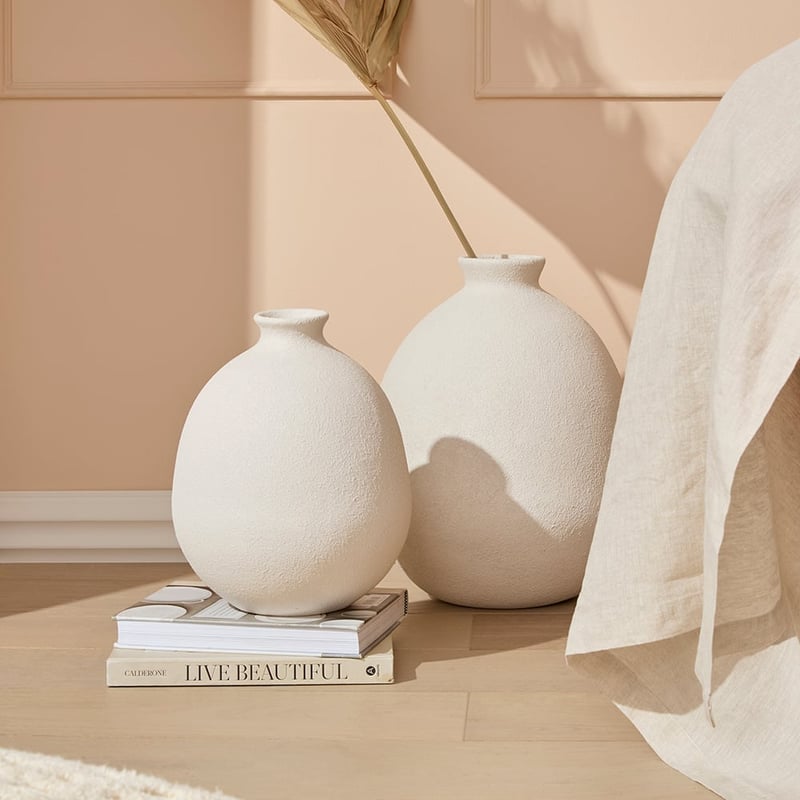 Otto Off White Vase
