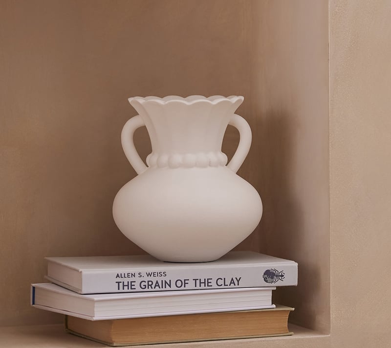 Gaia White Small Vase