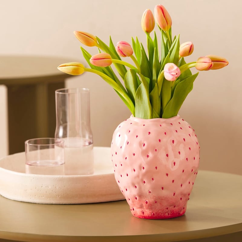 Strawberry Vase Pink