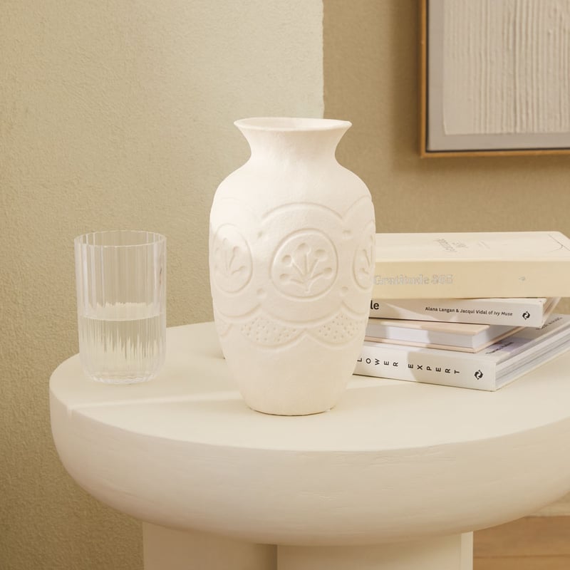 Romy White Matte Vase