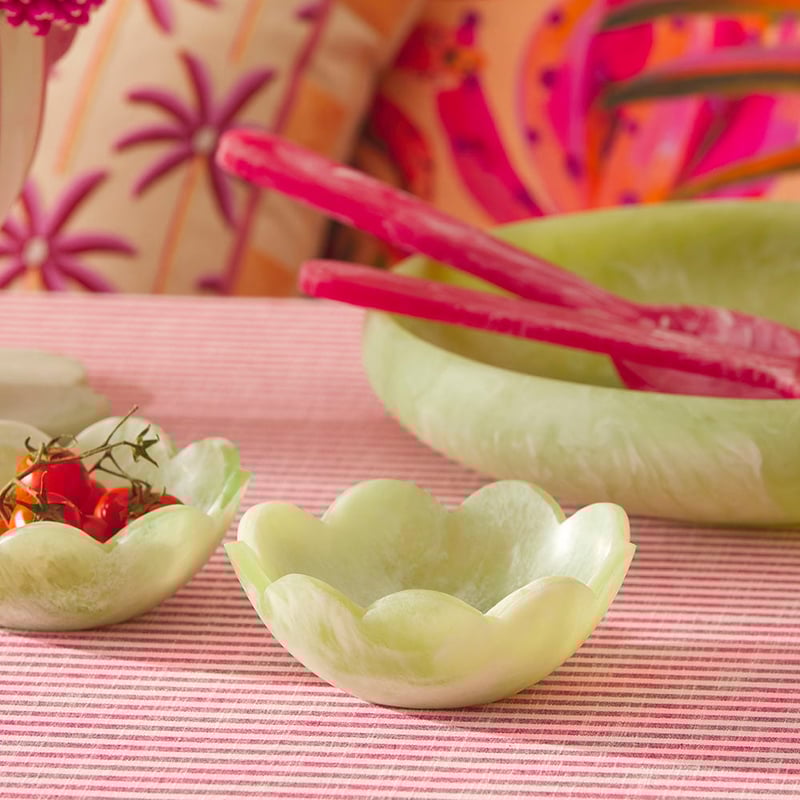 Calypso Matte Green Scalloped Resin Bowl