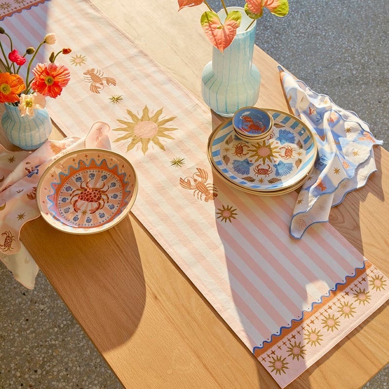 La Sirena Table Runner