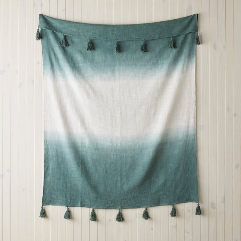 Nova Seafoam Dip Dye Throw