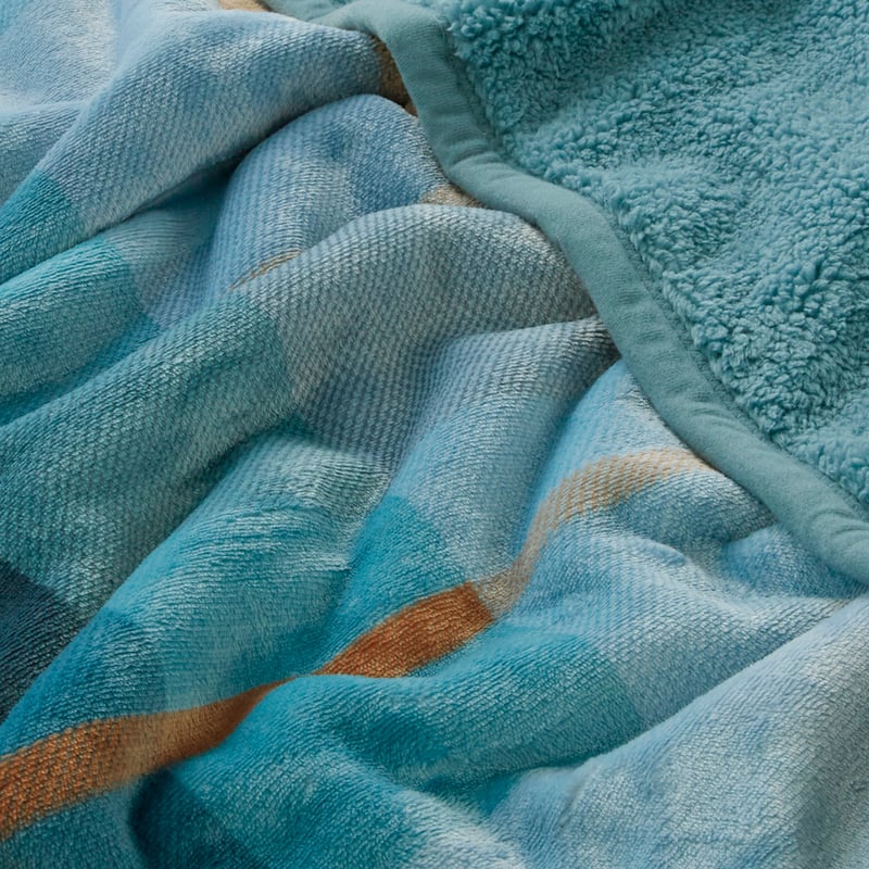 Sherpa Stirling Check Throw