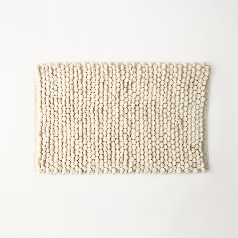 Chunky Bobble Natural Bath Mat