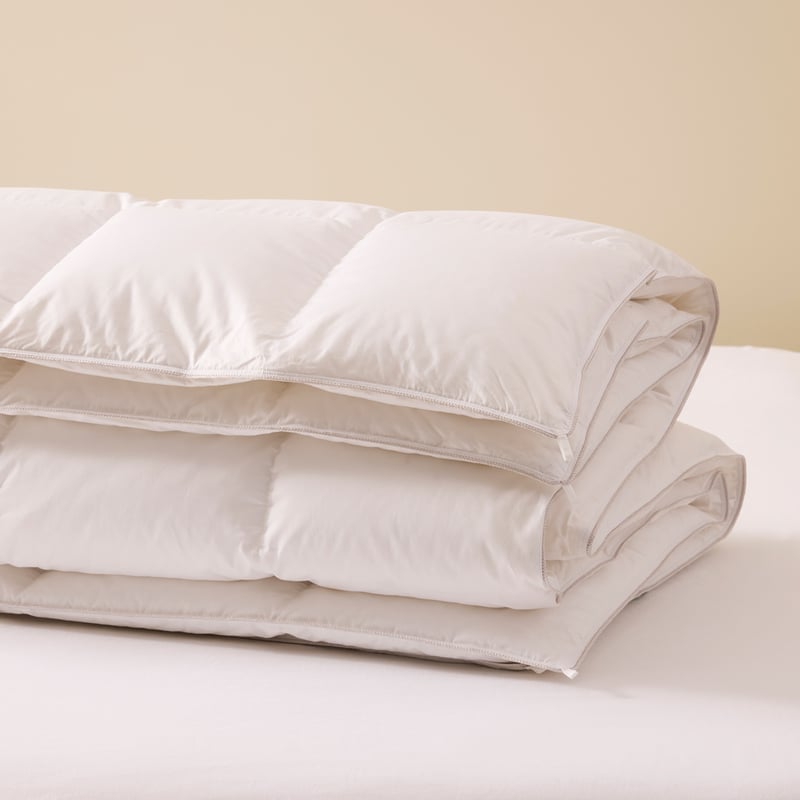 Imperial Luxury European Goose Down Quilt 