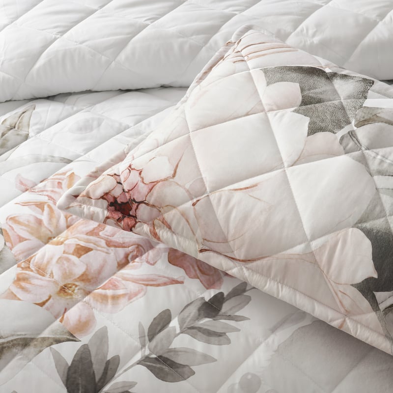 Giselle White Coverlet Set