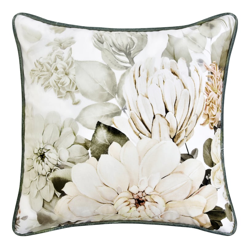 Giselle White Coverlet Set