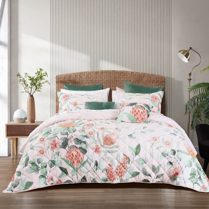 Sidney Blush Bedspread Set