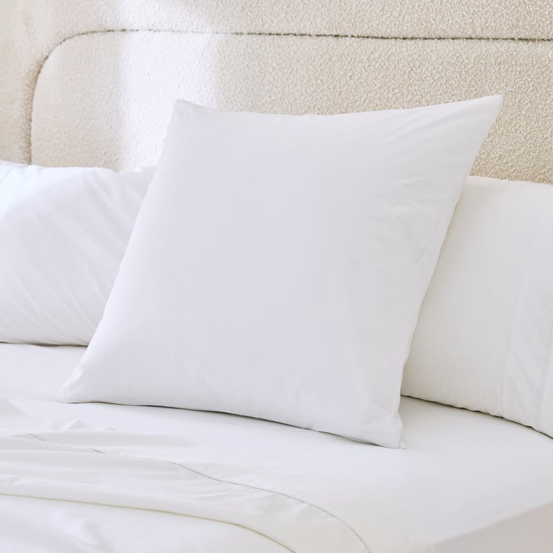Fresh White Sheet Separates