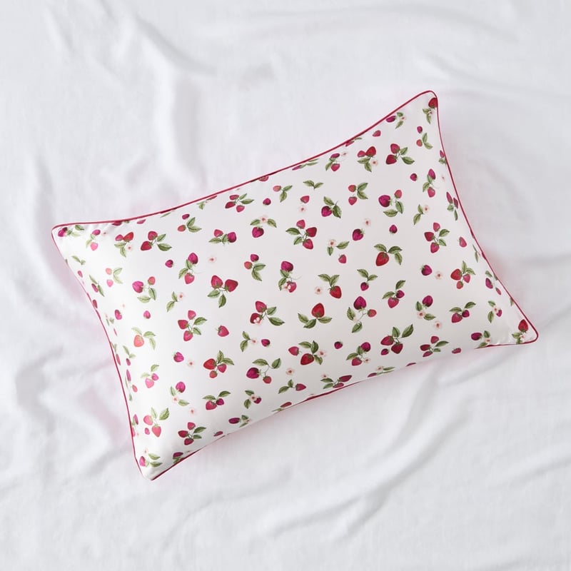 Pure Silk Strawberries Printed Pillowcase
